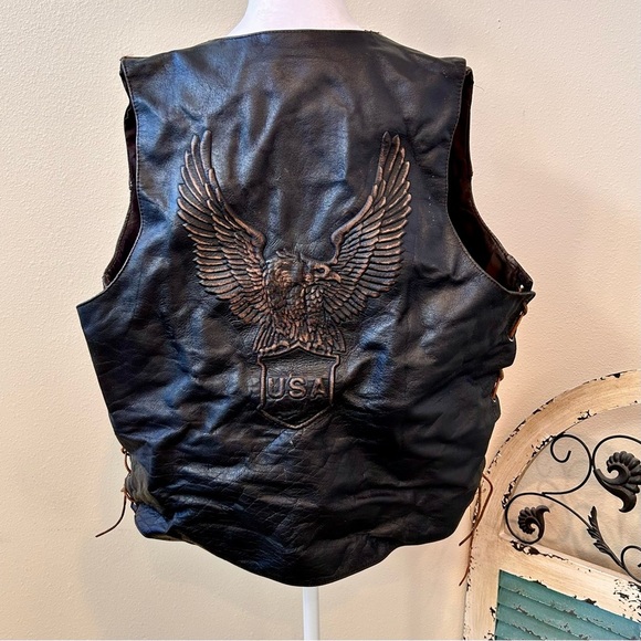 Leather Eagle Embossed Moto Style USA Vest 44 Goth Patriotic Bikecore Vintage - Picture 2 of 12